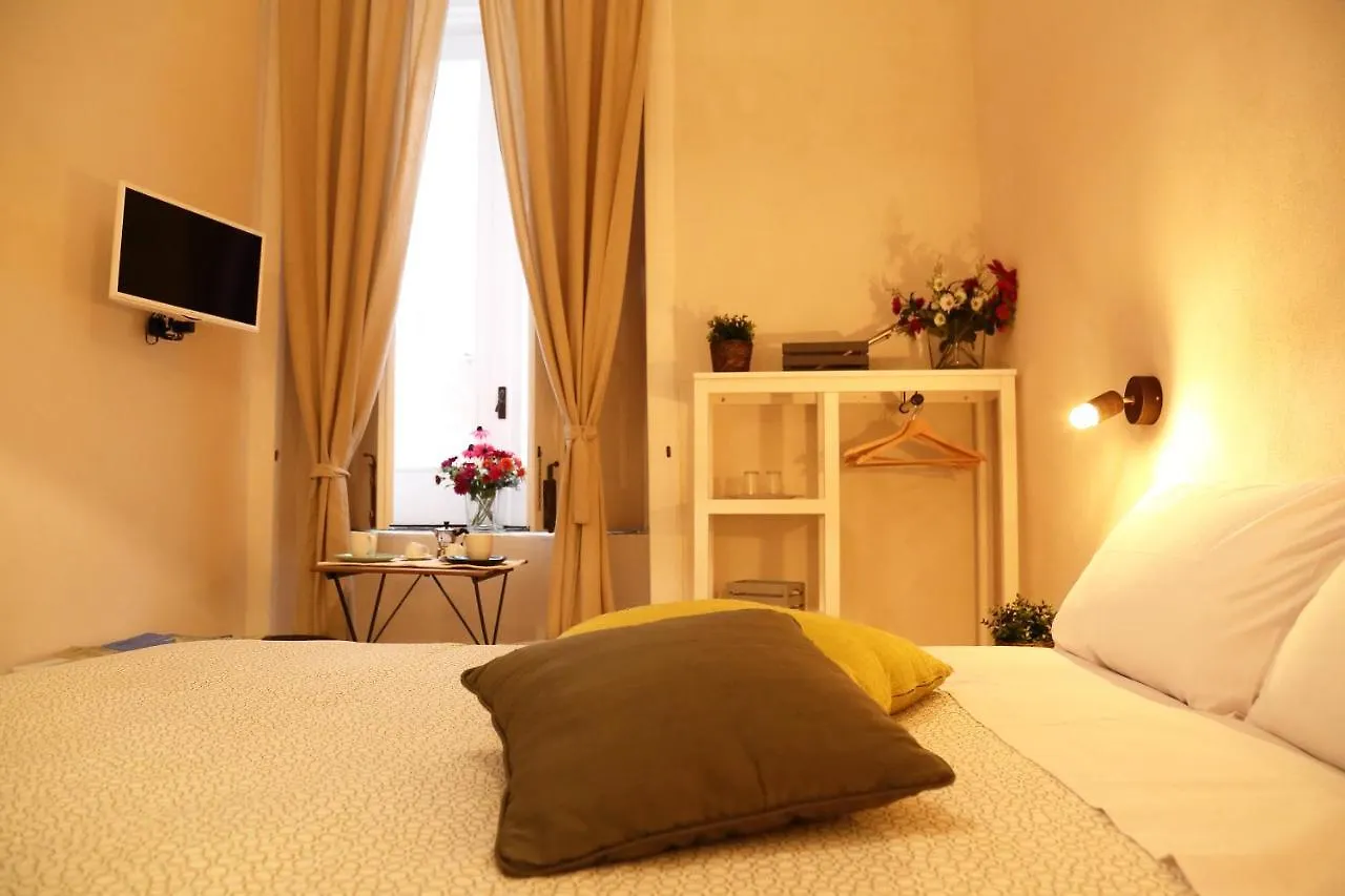 Bed & Breakfast B&B Patane' Naples Italy